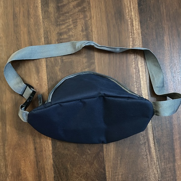 Columbus Blue Jackets belt bag - Picture 3 of 3